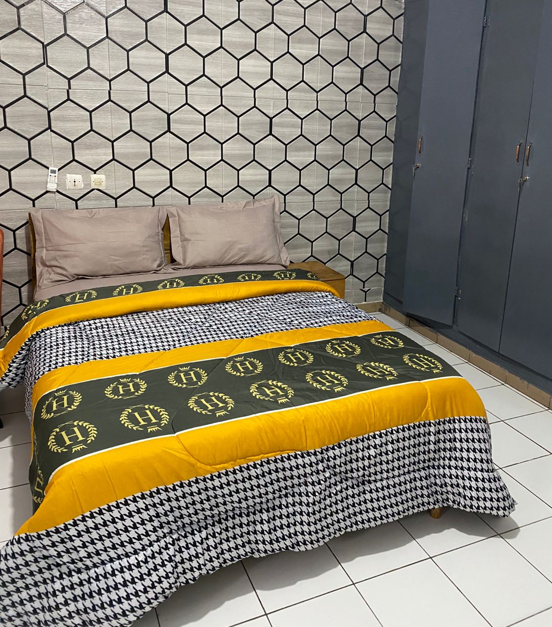 Studio à Abidjan