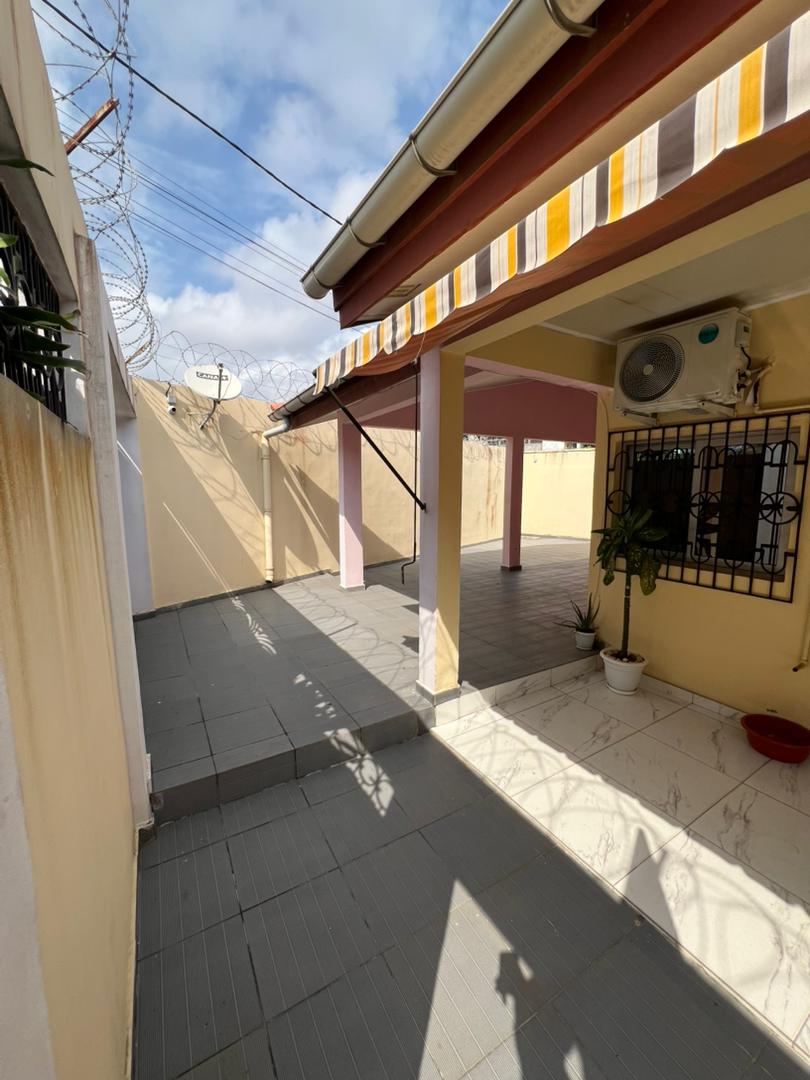 Villa à abatta cité ATCI — photo 4